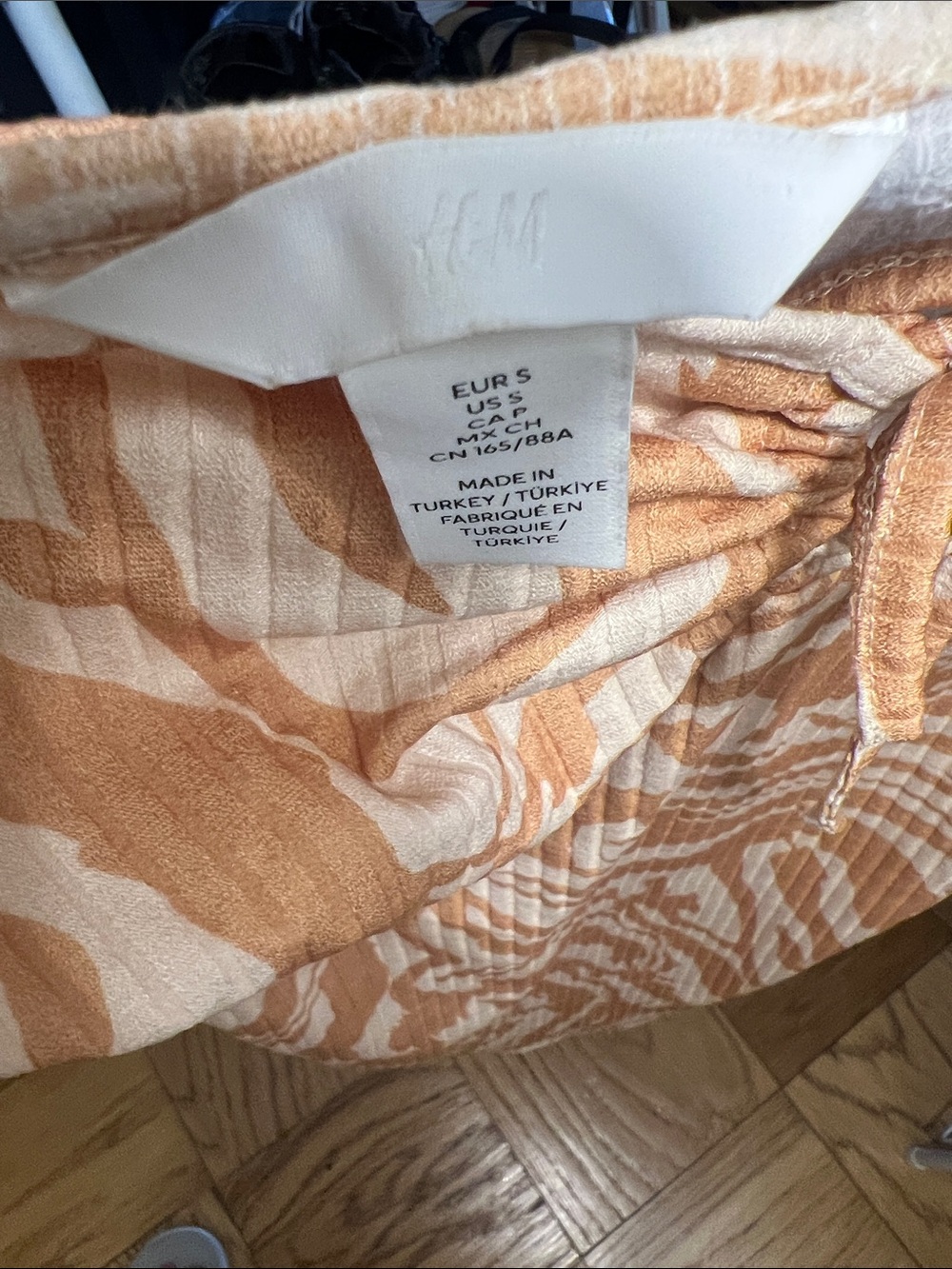 H&M Women's Peach and Cream Printed Midi dress size small